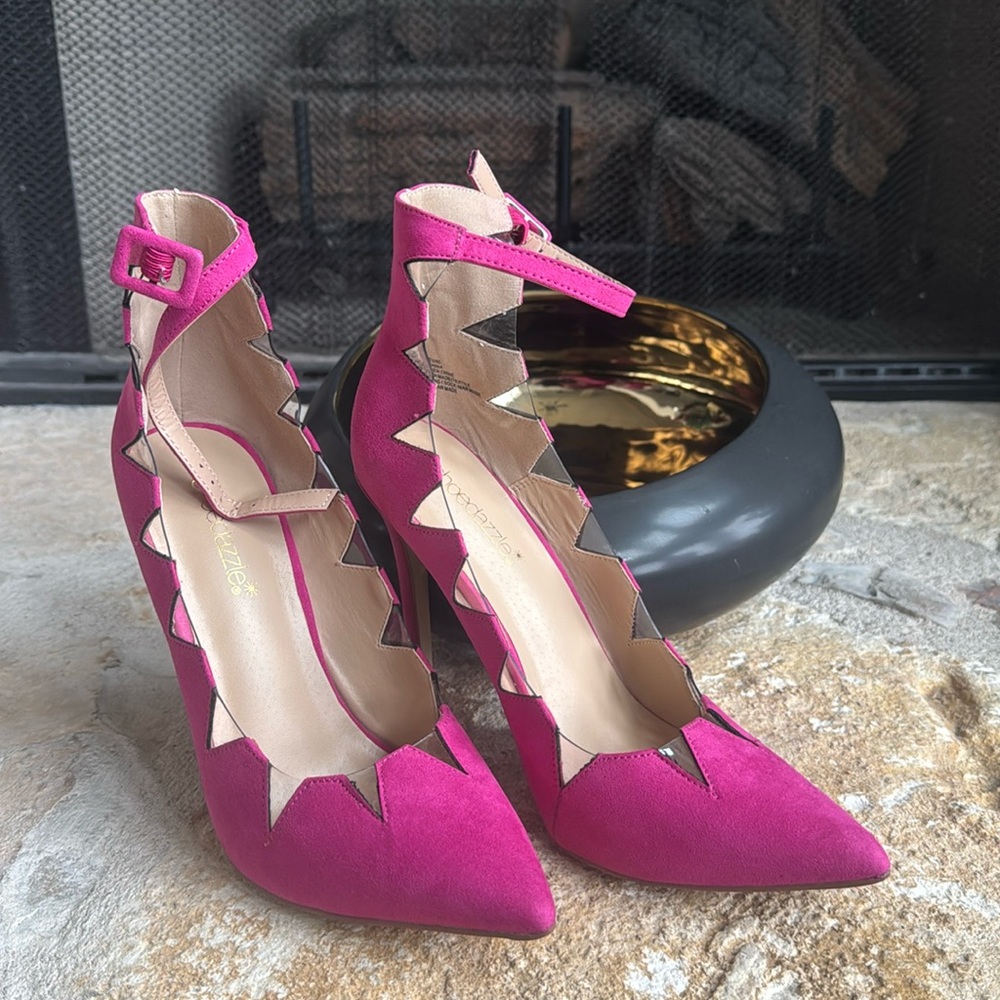 ✨NEW✨ Shoedazzle Randi Ankle Strap Pump - Picture 2 of 5